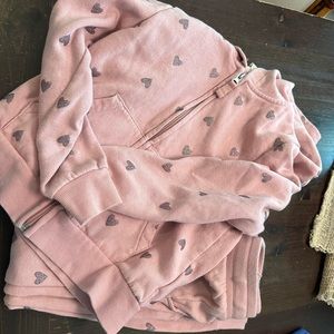 H & M girls pink hearts sweat shirt and pants size 7